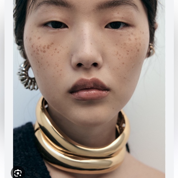 Zara Gold-Tone Necklace - Picture 3 of 3